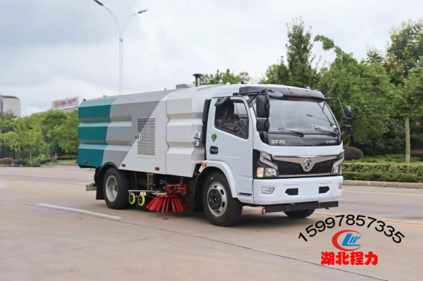國(guó)六排放東風(fēng)福瑞卡洗掃車(chē)9方