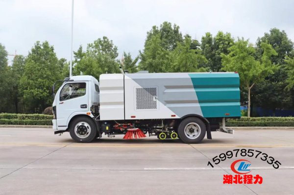 國(guó)六排放東風(fēng)福瑞卡洗掃車(chē)9方